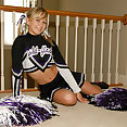 Phil-Flash Cheerleader Kasia showing tits - image 