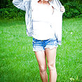 Nikki nipping outside - image 